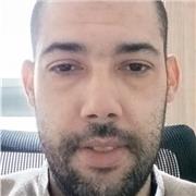 Professeure de langue arabe avec 12 ans d'expérience dans l'enseignement aux enfants et aux adultes